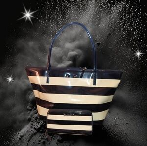 Kate Spade Penn Valley w/ Wallet NWOT